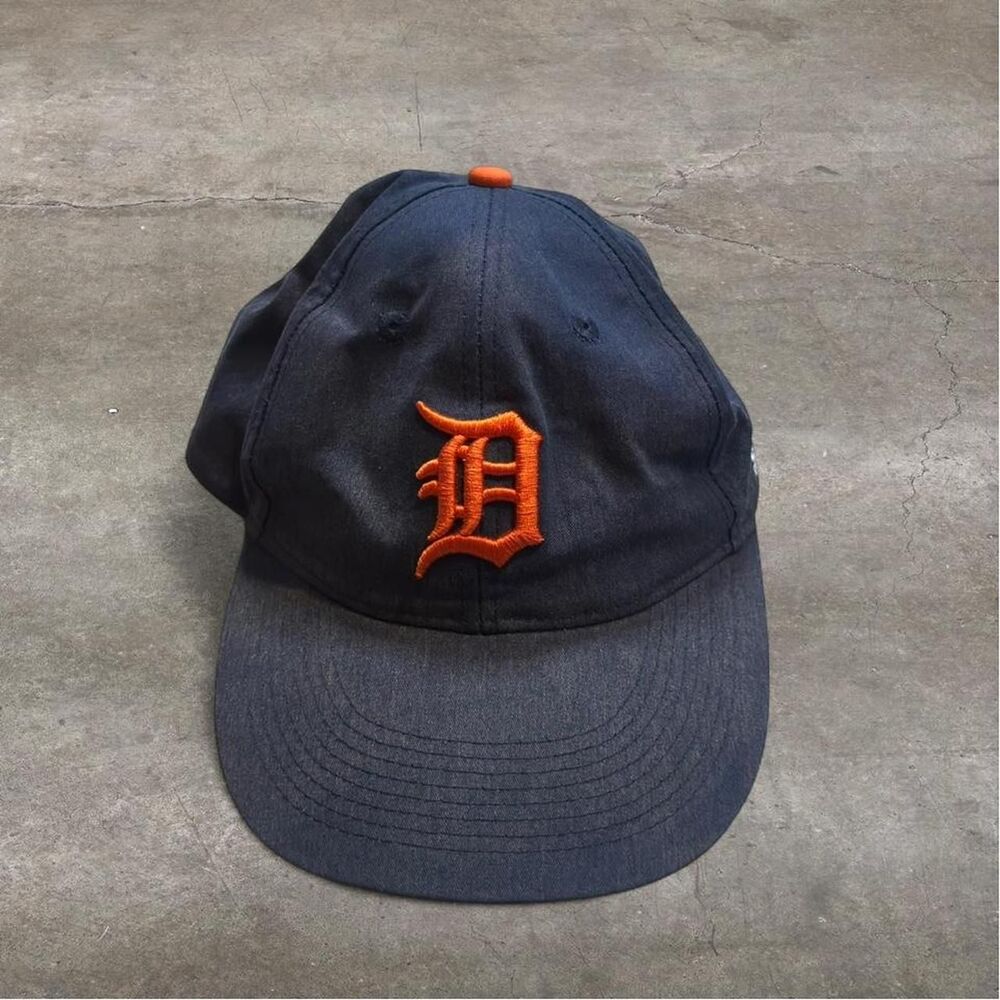 Mlb Men's Navy and Blue Hat